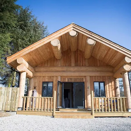 Braisty Woods - Hopes & Beams Prázdninový dům