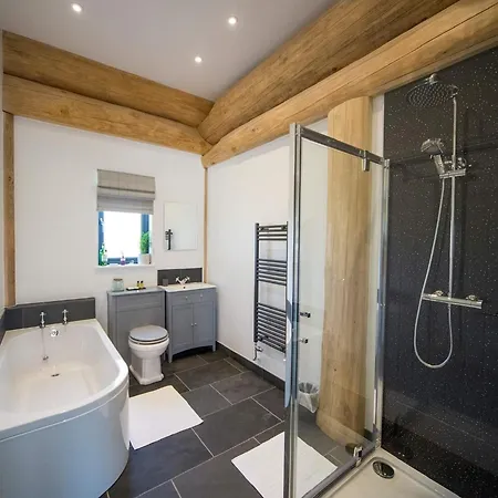 Braisty Woods - Hopes & Beams *